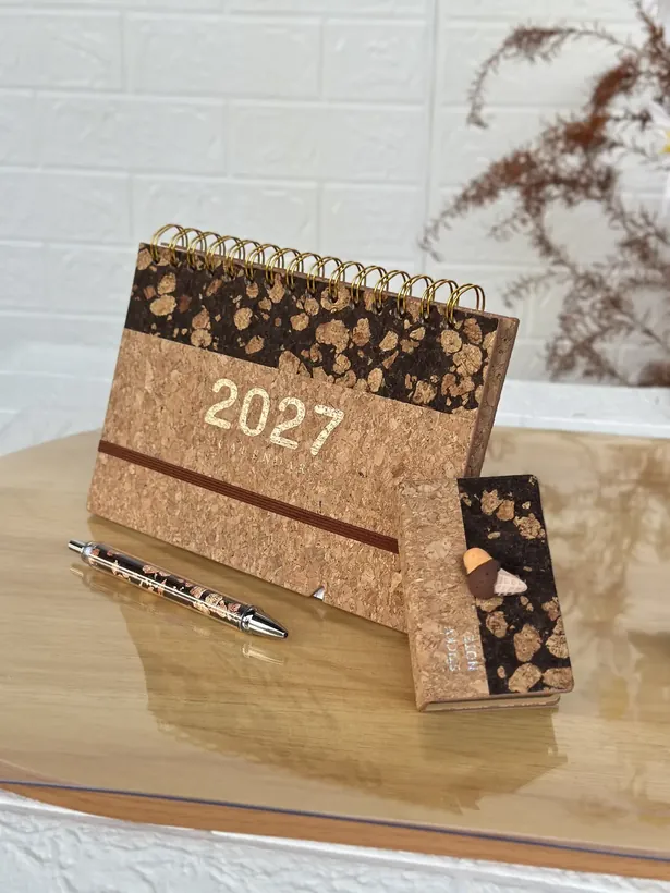 LH001 2027 desk calendar set